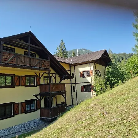 Hrabovo Helena 19 * Ruzomberok